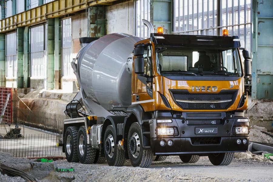  Iveco Stralis X-WAY 400SL 8x4 Mixer 2017 года  (фото 1 из 11)